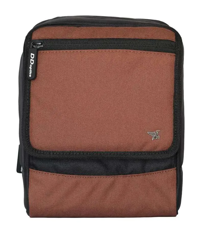DDoptics-Fernglastasche-Braun-Produktbild-1-WebP-Weiss-382_600x600@2x.webp